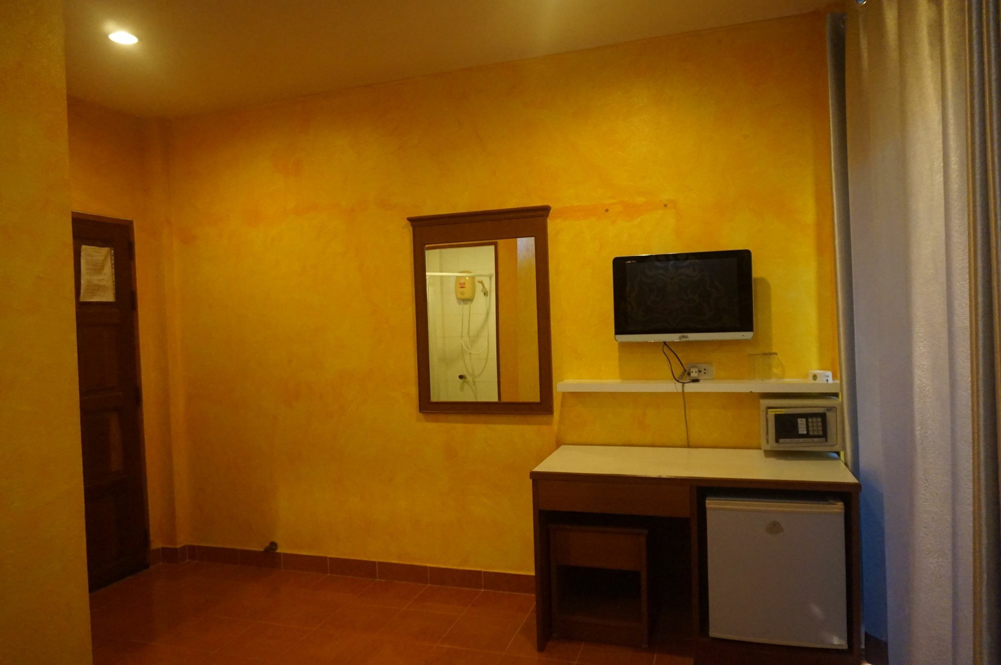Ban Elephant Blanc Apartment Kata Beach Extérieur photo