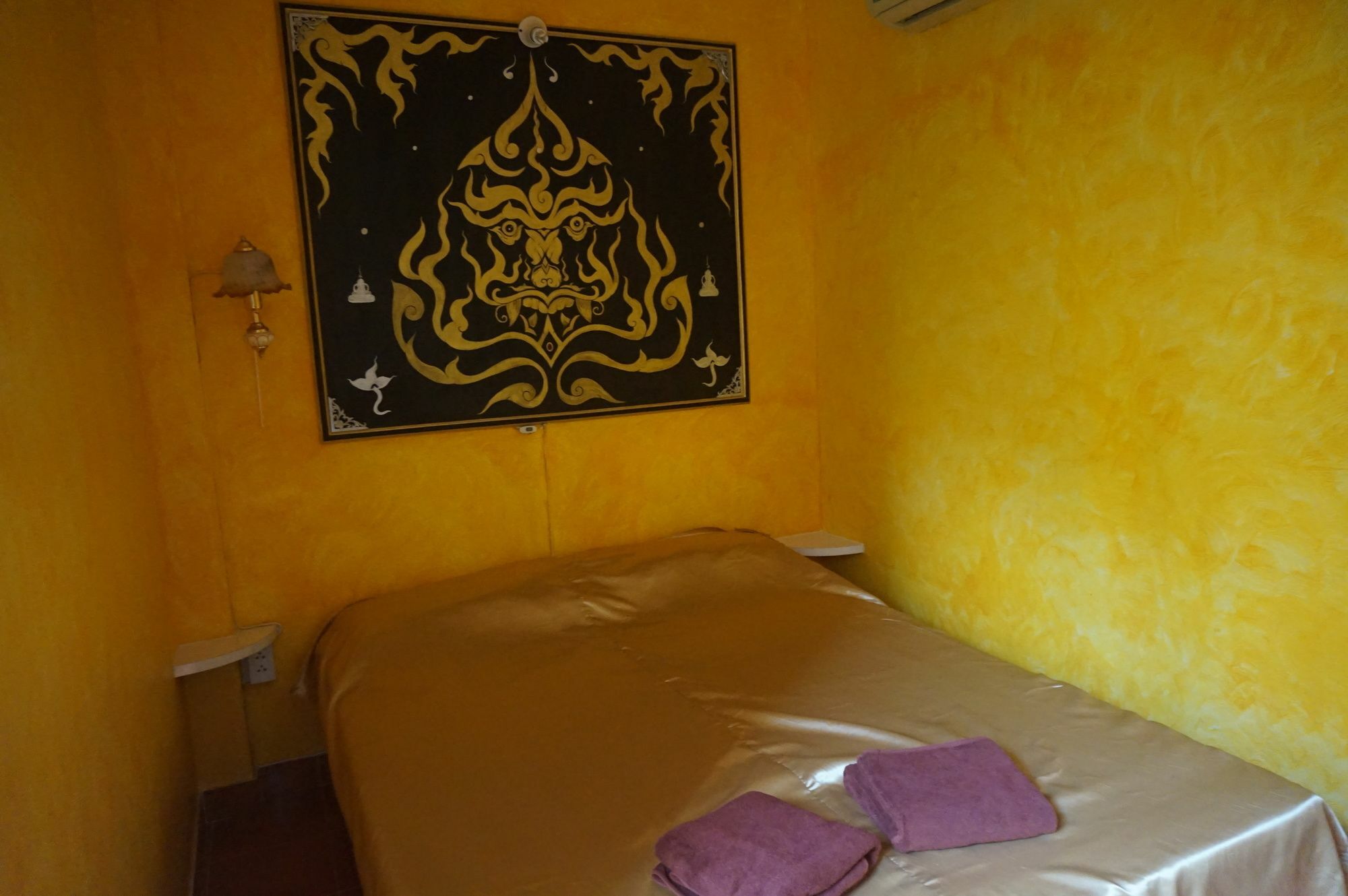 Ban Elephant Blanc Apartment Kata Beach Extérieur photo